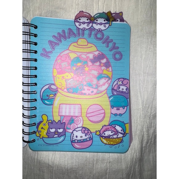 Hello Kitty - Picture 5 of 8